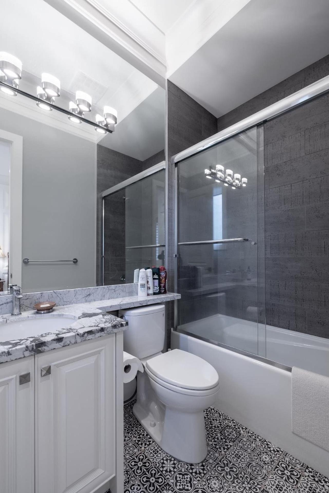 Luxurious Private Rooms In Ричмънд Екстериор снимка